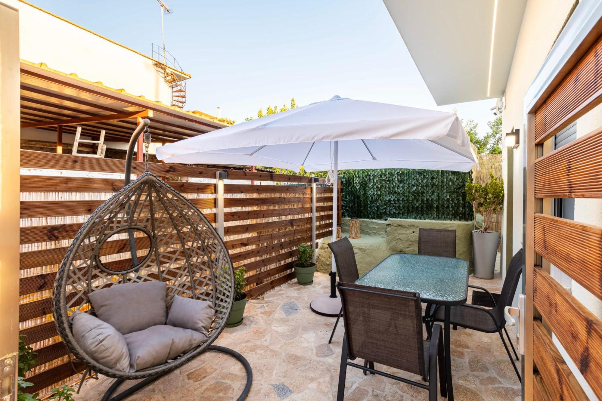Filiatras Welcoming Hideaway - A Cozy Urban Escape * Filiatra