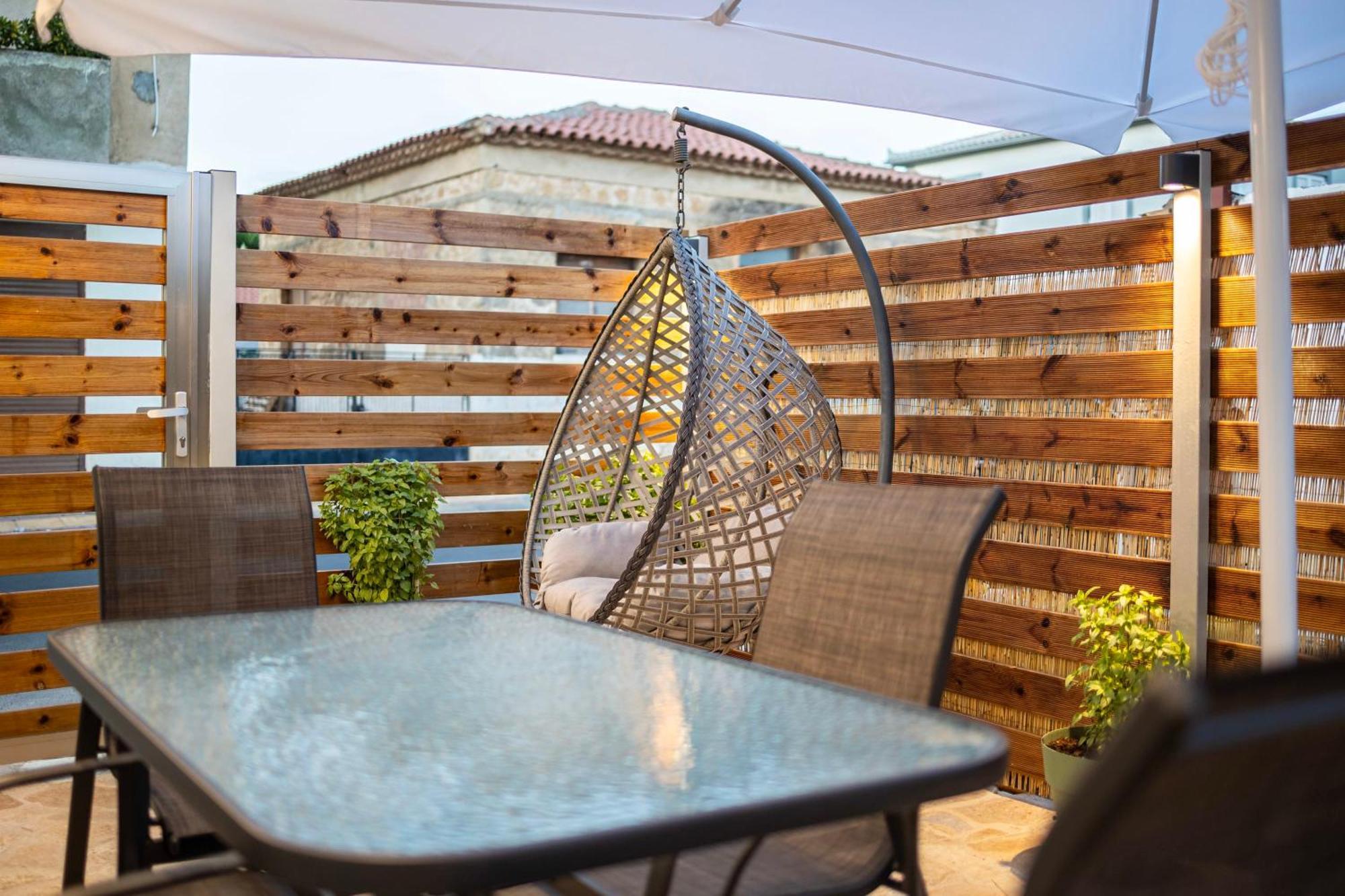 Filiatras Welcoming Hideaway - A Cozy Urban Escape Apartment